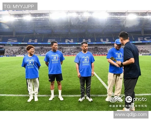 成都足球队逆袭之旅揭秘杯赛背后的奋斗与荣耀 成都足球队逆袭之旅揭秘杯赛背后的奋斗与荣耀