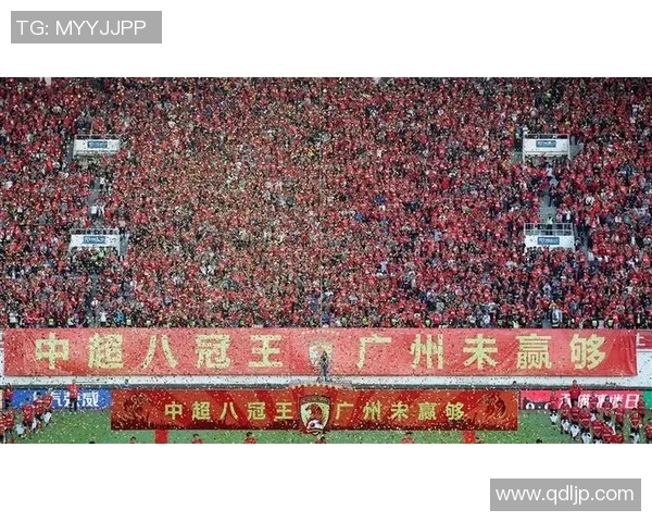 广州足球队在最新足球状态排行榜中荣登第六名展现强劲实力与潜力